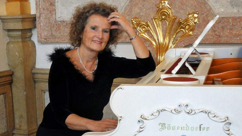 Gerda Guttenberg, Piano