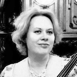Irina Smirnova, Violoncello